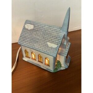 National Decorations 1991 St Paul's Church Christmas Collectables  w/Light